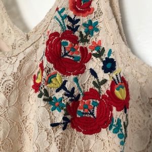 Lace & embroidered hi-low dress